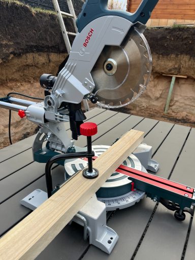 Bosch Kappsäge / Gehrungssäge in Teutschenthal und Umgebung günstig mieten! Faire Preise, super Service.