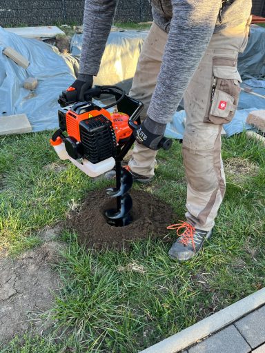 Atika Erdlochbohrer, Zaunbohrer, Pfahlbohrer in Teutschenthal und Umgebung günstig mieten! Faire Preise, super Service.