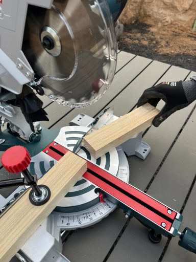 Bosch Kappsäge / Gehrungssäge in Teutschenthal und Umgebung günstig mieten! Faire Preise, super Service.