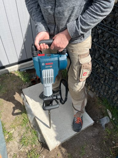 Bosch 11kg Stemmhammer / Abbruchhammer in Teutschenthal und Umgebung günstig mieten! Faire Preise, super Service.